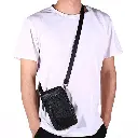 Sac de Taille en Cuir pour Hommes, Petit Sac à Bandoulière 2.webp