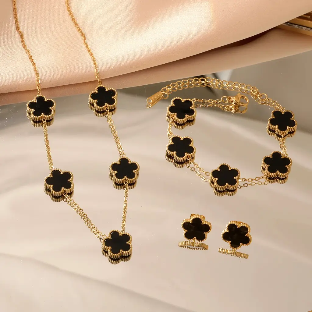 Collier Boucles d'Oreilles Ensemble Bijoux Femmes en Acier Inoxydable5.webp