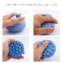 Brosse à shampoing en Silicone2.webp