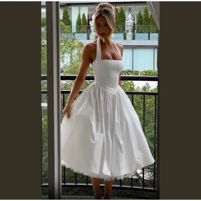 Robe mi-Longue Bouffante en Maille3.webp