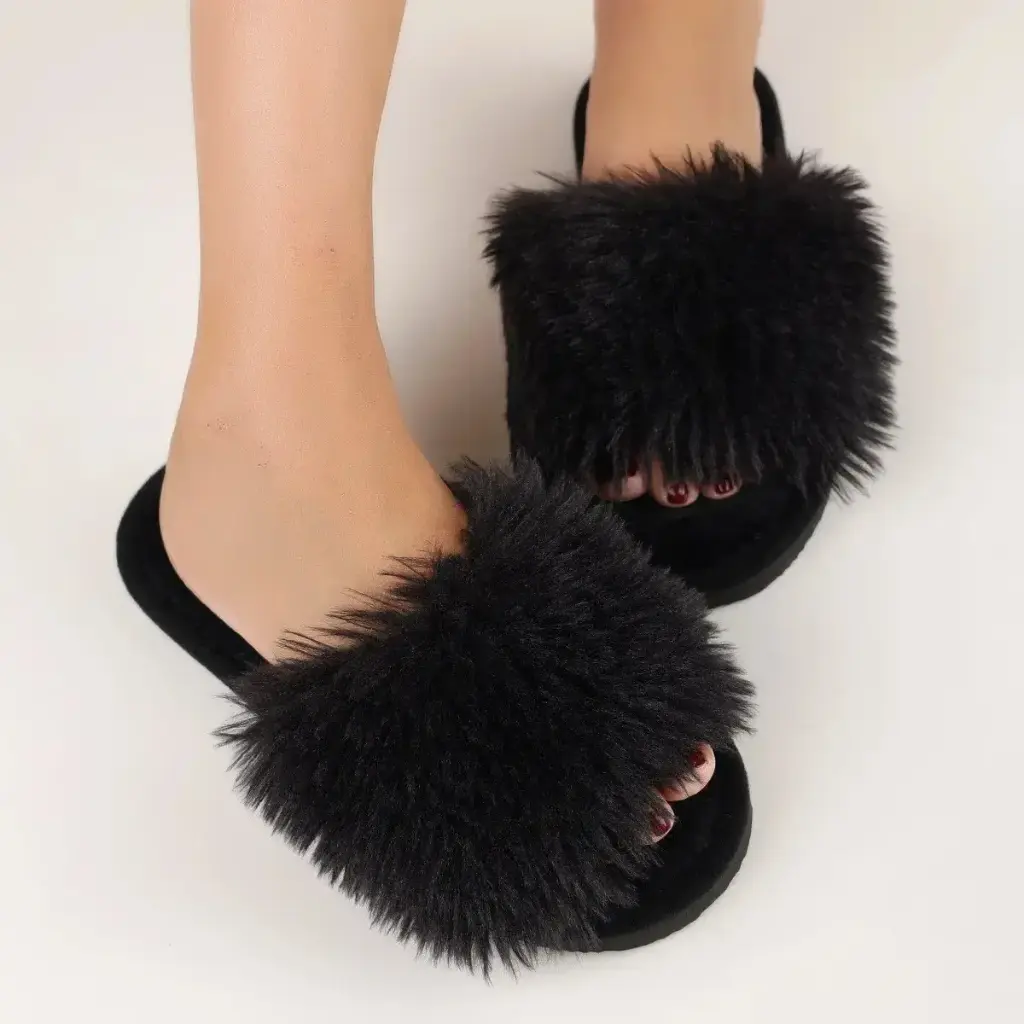 Pantoufles en Peluche pour Femmes