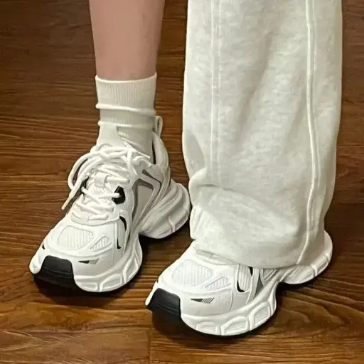 Baskets Luxueuses Blanches en Maille Respirante pour Femmes
